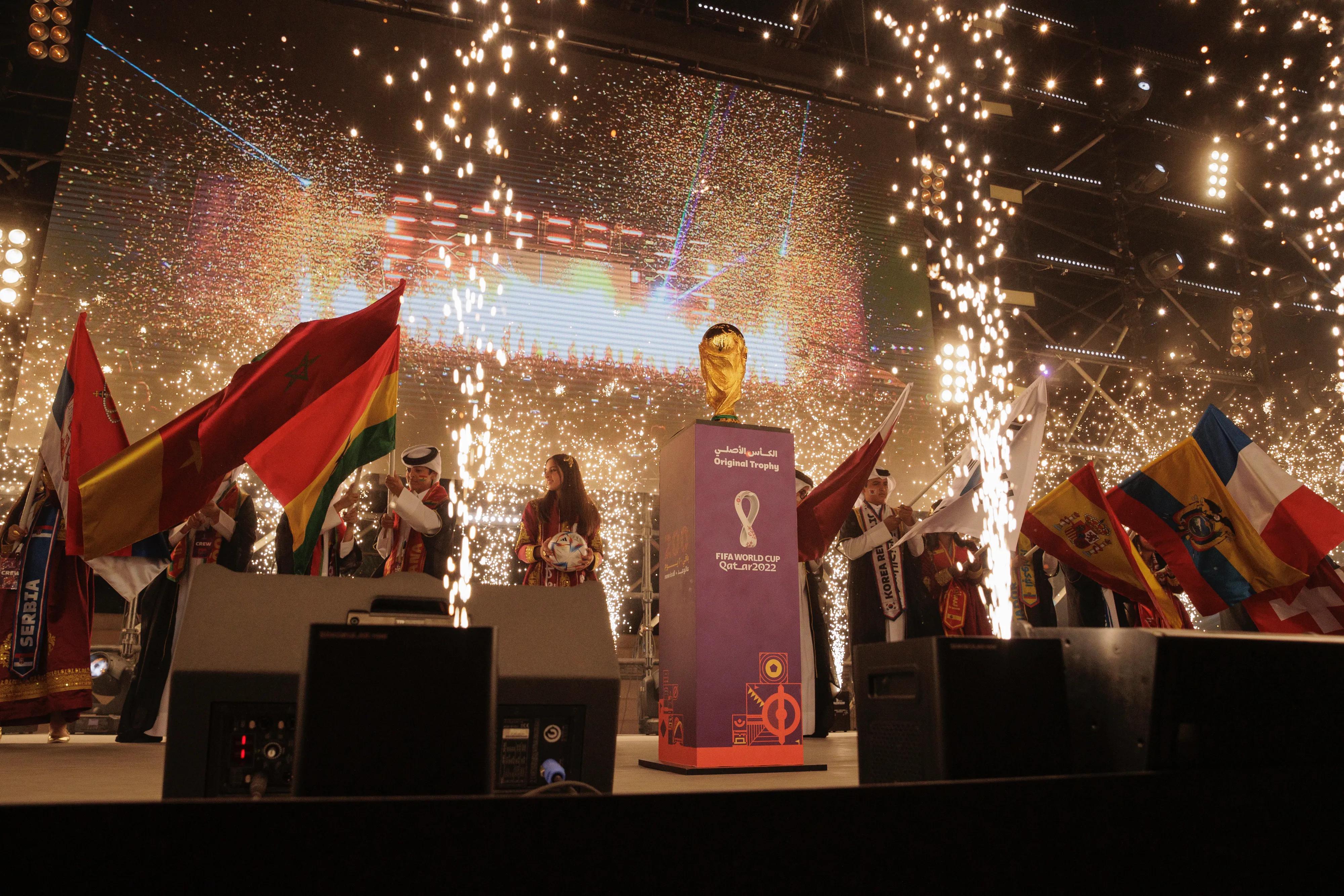 卡塔尔世界杯冠军颁奖仪式直播,卡塔尔世界杯精彩表演