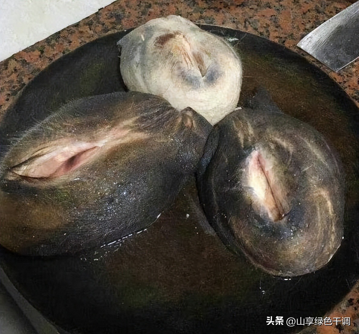 盘点中国人的十大奇葩美食,下面五种奇葩美食你吃过几种