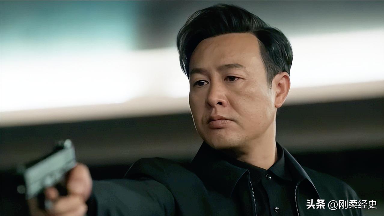 狂飙经不起推敲,狂飙不能看吗