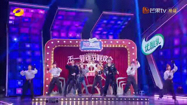 盘点何老师那些年的救场合集,何老师撑起了整个娱乐圈