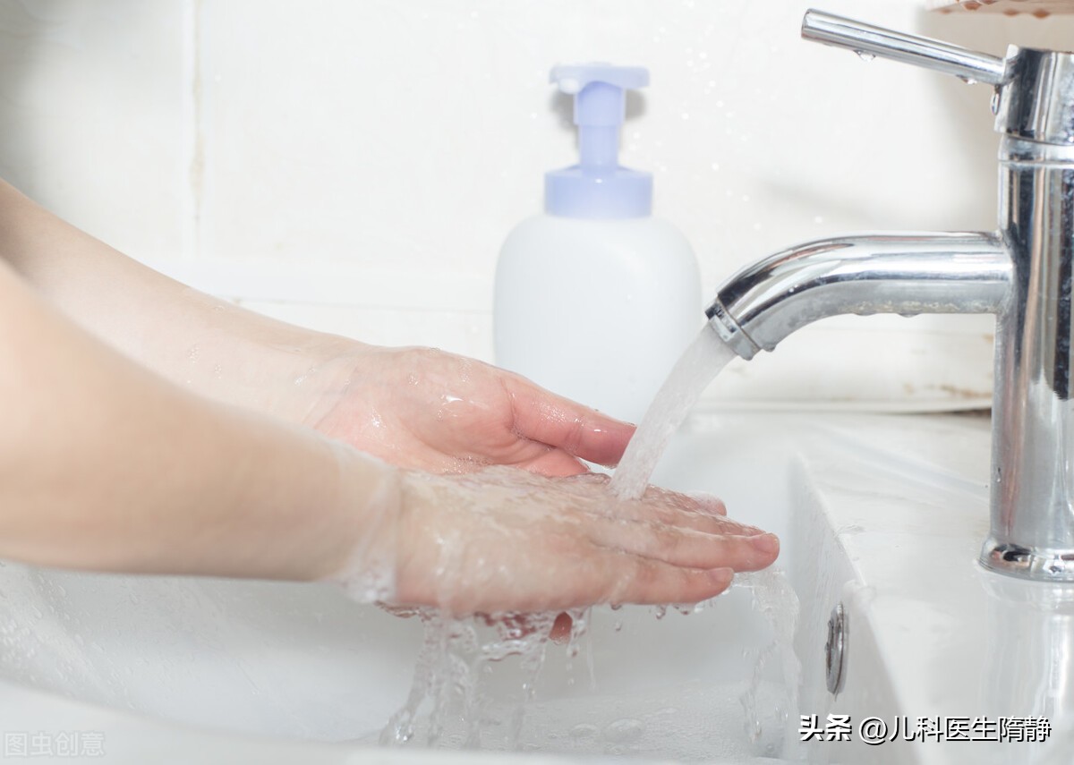 婴儿夏季要怎么看护,女宝宝私部护理知识