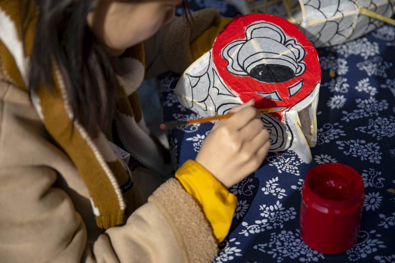 在宏村绘制花灯,安徽宏村夜晚花灯