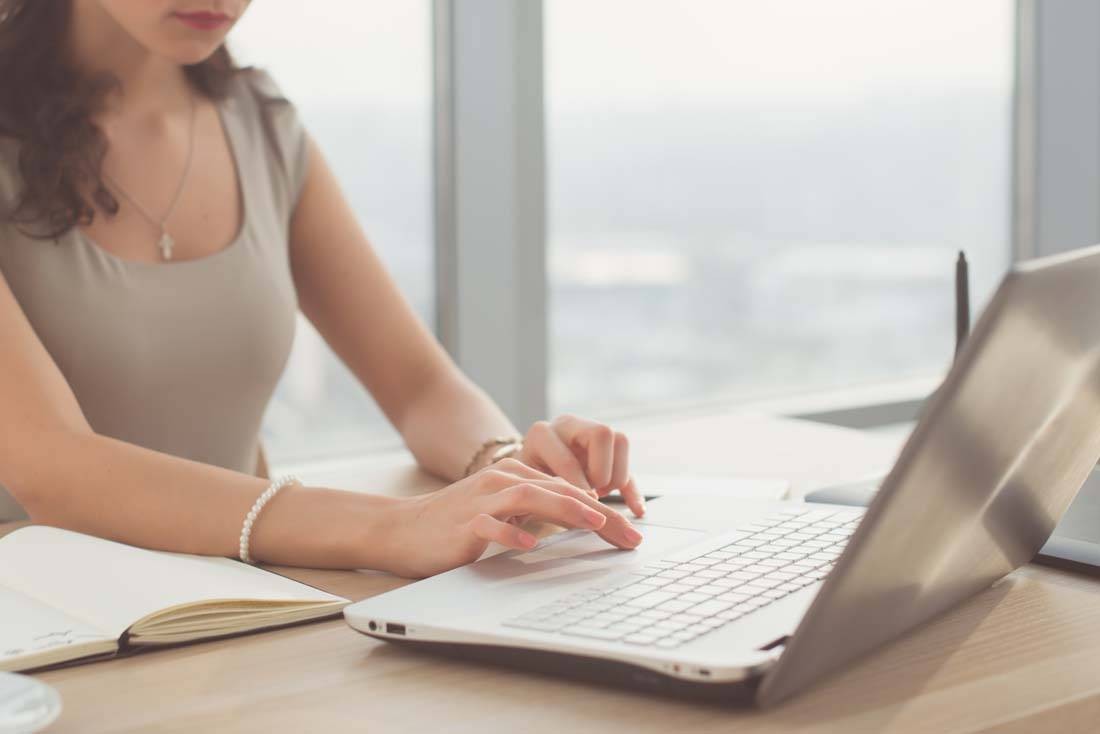 东北女生花50万试管婴儿,吉林女孩嫁国外回家生儿子