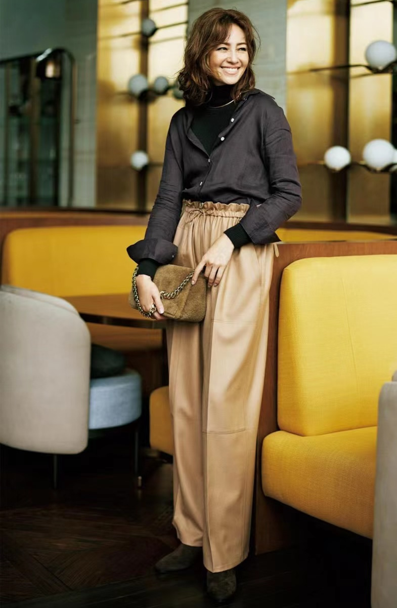 春季米色系穿搭,必须get的同色系穿搭高级永不过时