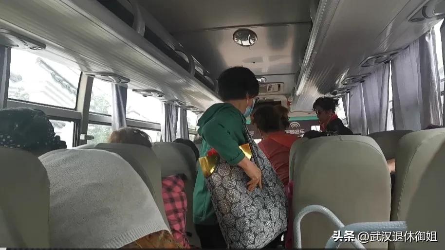 40到60岁老人免费领鸡蛋,60岁老人免费领鸡蛋