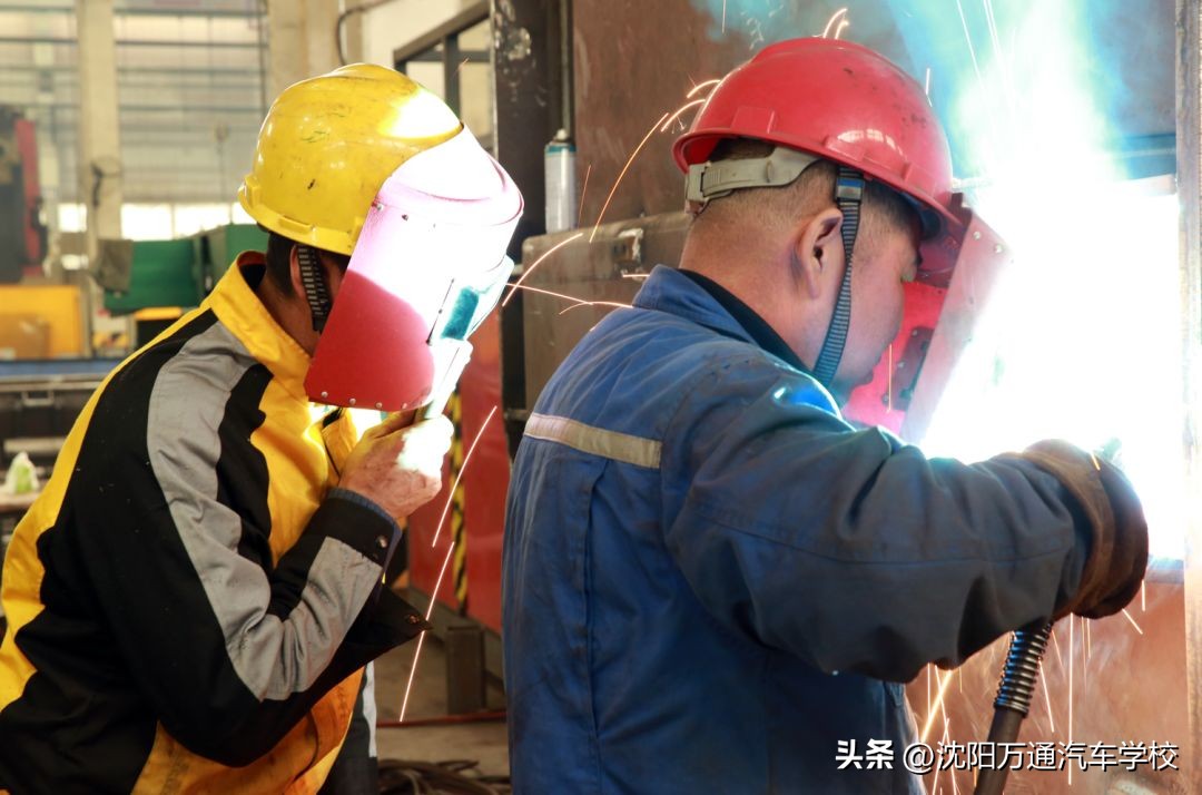 焊工到底好不好学,焊工的辛酸谁能懂