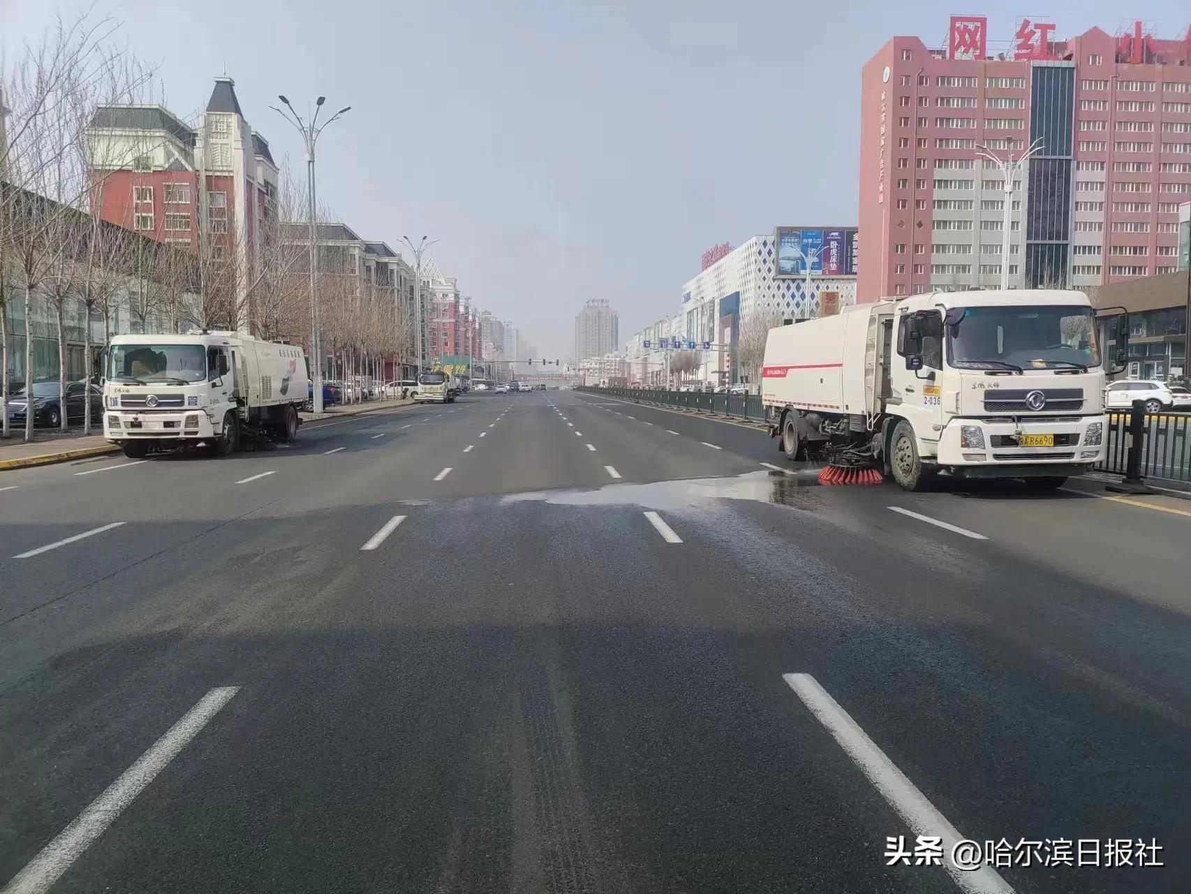 春日“洗刷刷”，道外区全面开展街路水冲洗作业