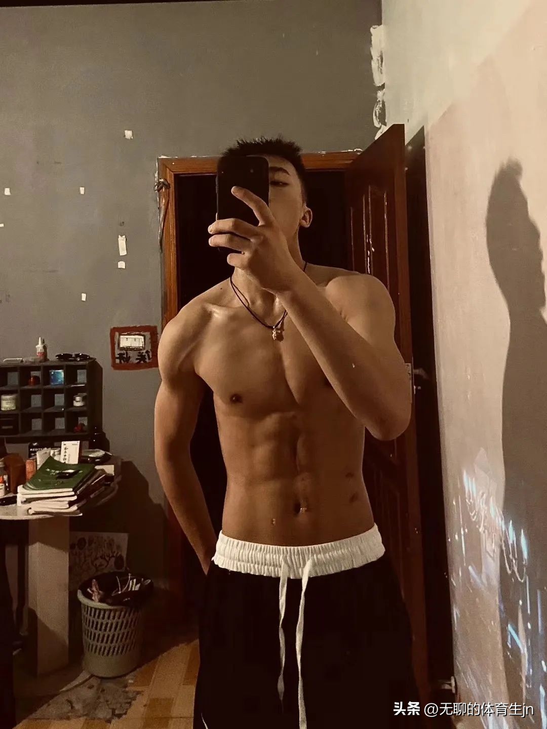 为什么飞机打的很辛苦,关于飞机事件