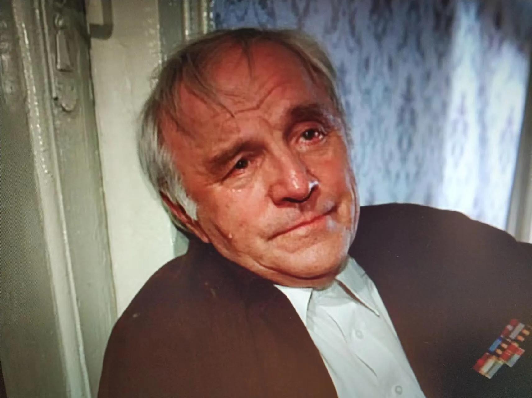 64.孙女被欺辱，退伍老兵奋起反击俄罗斯影片《伏罗希洛夫射手》