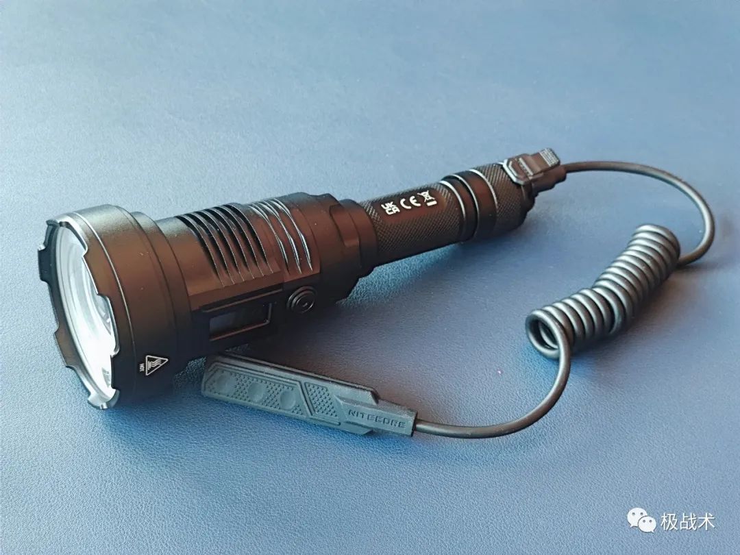 奈特科尔p35i手电筒夜间实测,奈特科尔p35i有升级版没