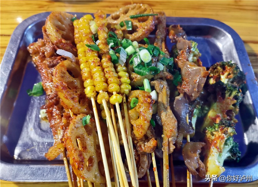 生意好到爆的夜宵店,老城区生意火爆的夜宵店