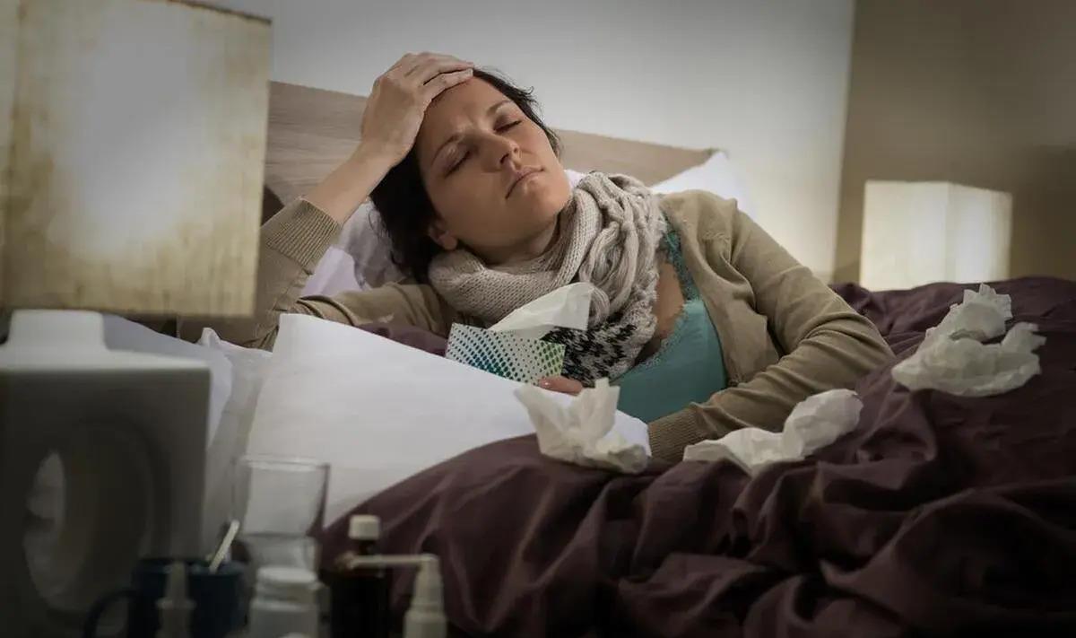 女子硬抗流感10天两个肺全白,女子硬抗流感10天双肺全白