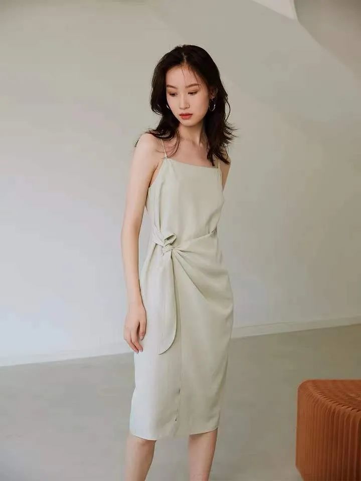 170身高穿什么连衣裙显瘦,和男朋友约会穿的裙子显身材