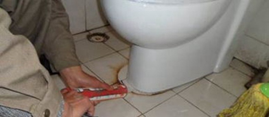 卫生间漏水怎么判断是楼上漏水,卫生间漏水是防水层老化而漏水吗