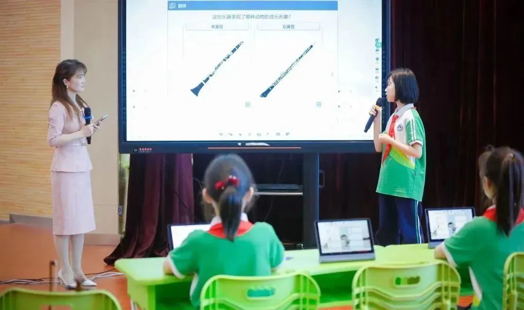 武汉首届智慧教育优秀教师,武汉东湖高新技术开发区新教师