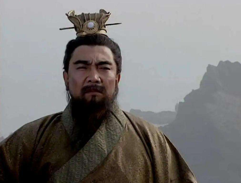 老三国关羽不服黄忠封五虎将,关羽不服黄忠封五虎将原视频