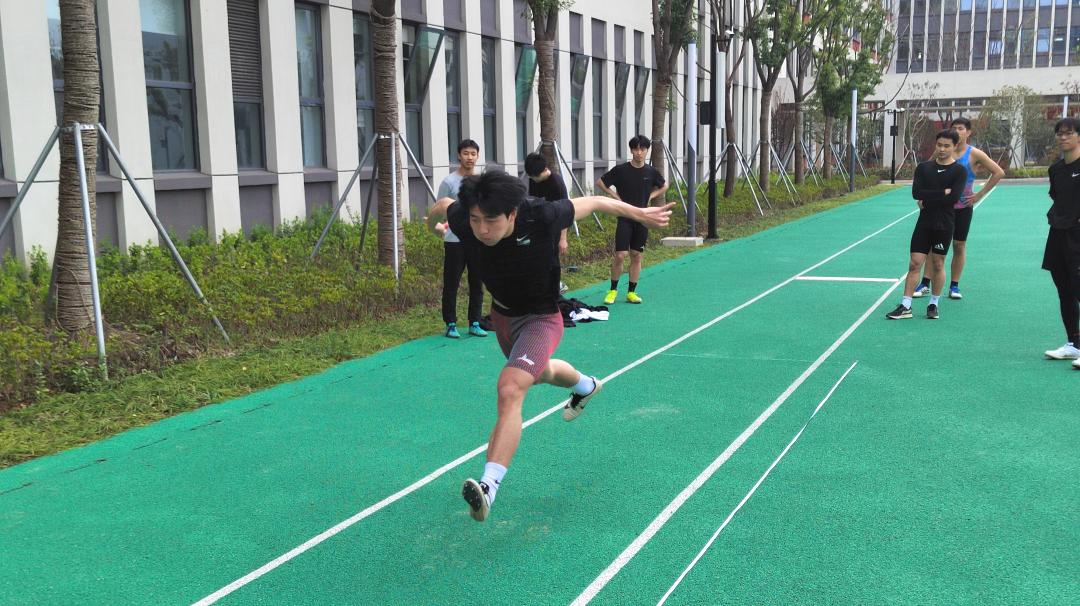 体育创新展示,体育特色课程开发与实施心得体会