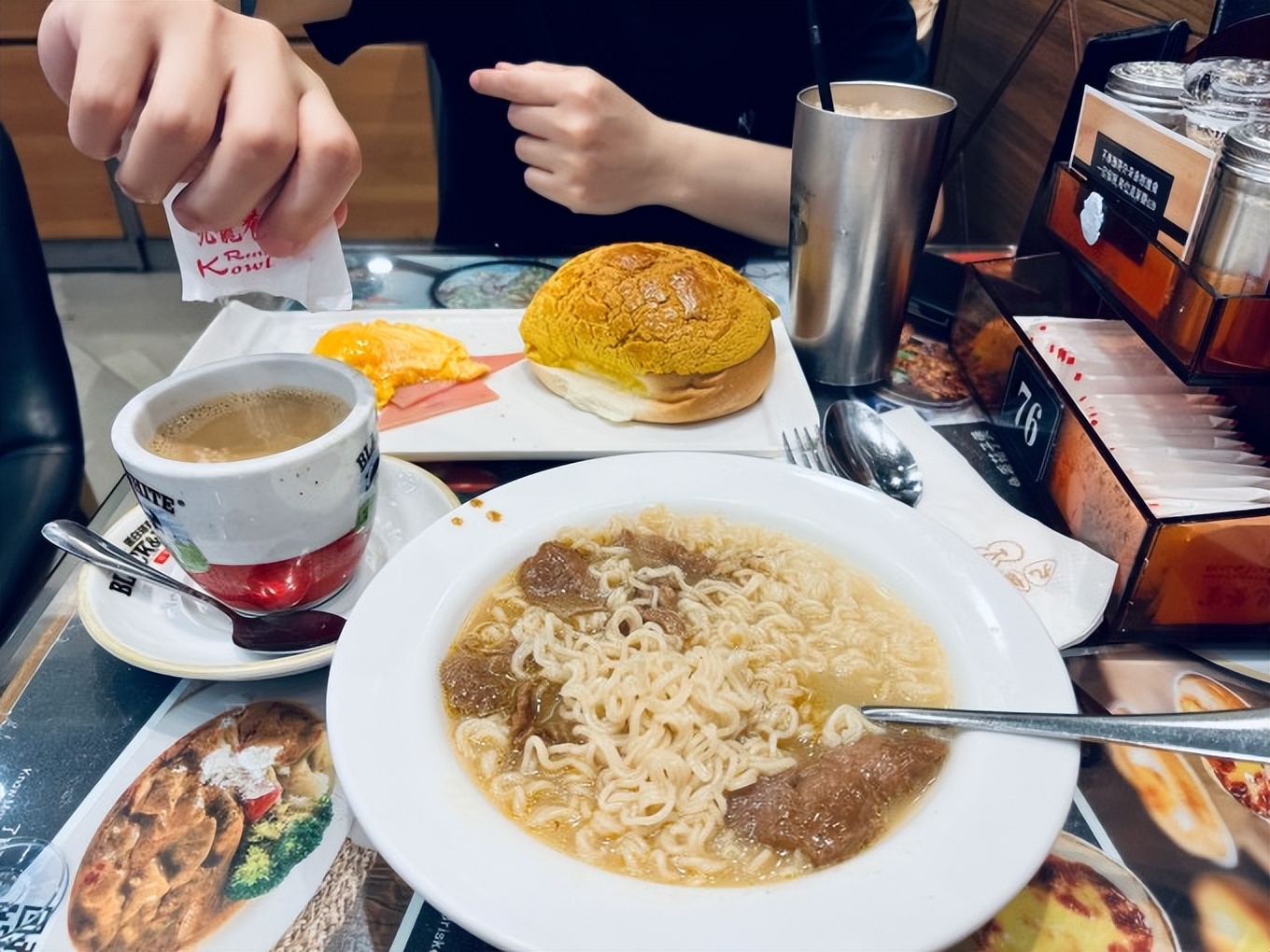 香港旅游5天4晚双人,香港四天三晚亲子旅游费用