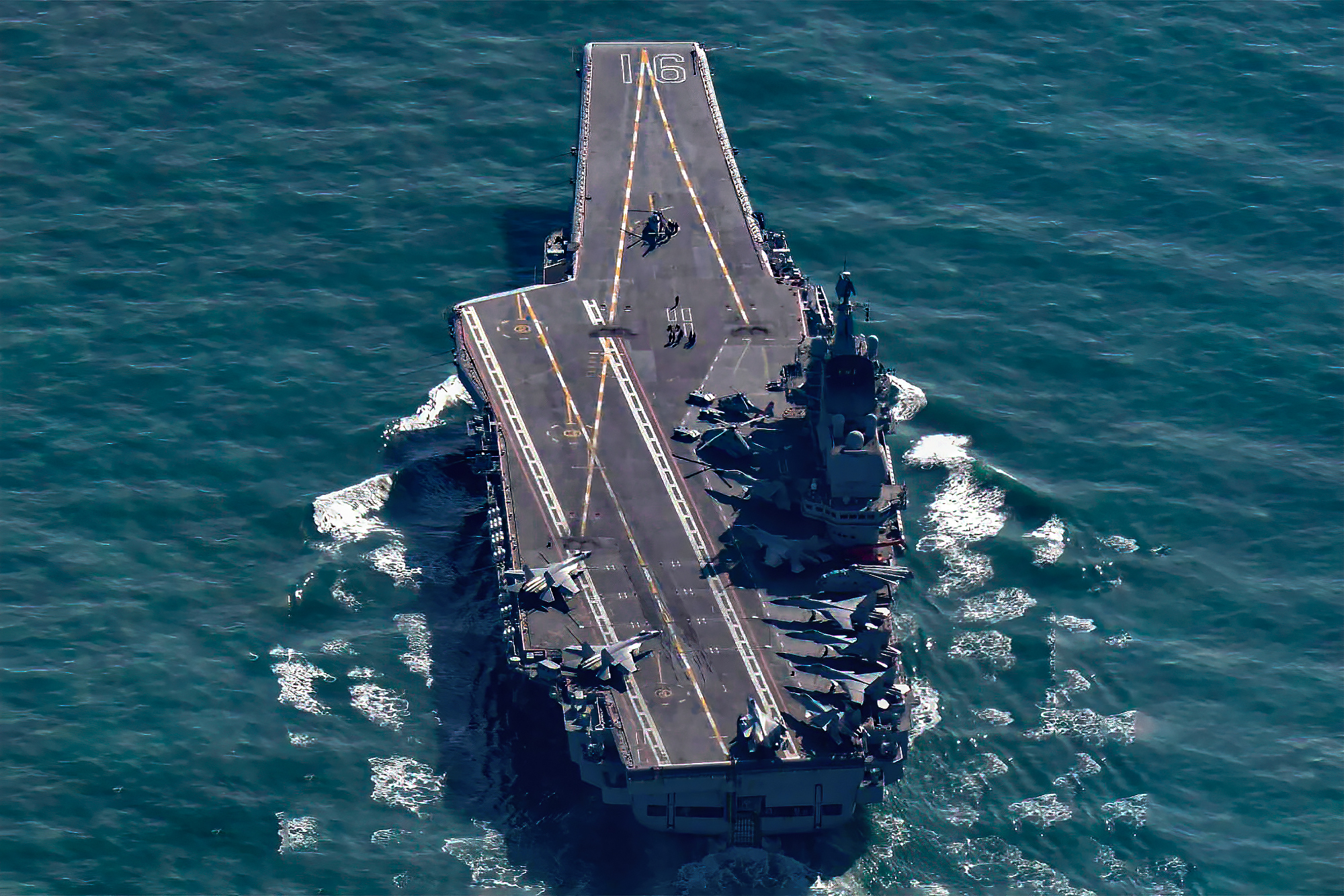 山东舰近日巡航新闻报道,山东舰遭26架无人机侵扰完整