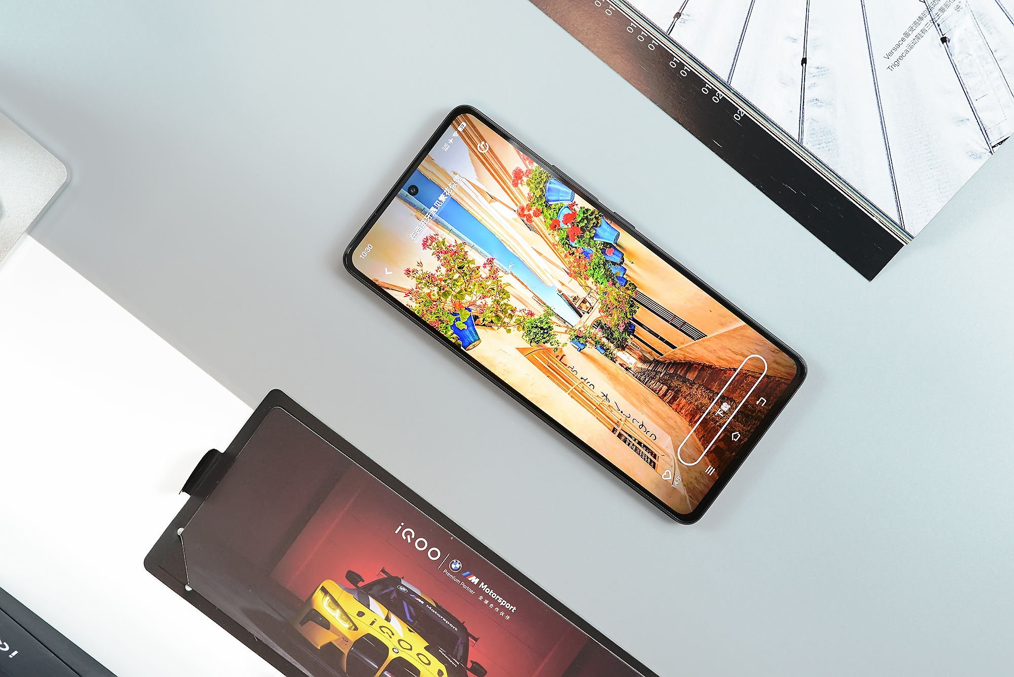 iQOO11S掀翻行业小饭桌，友谊小船真翻了：Super标准杯电竞旗舰