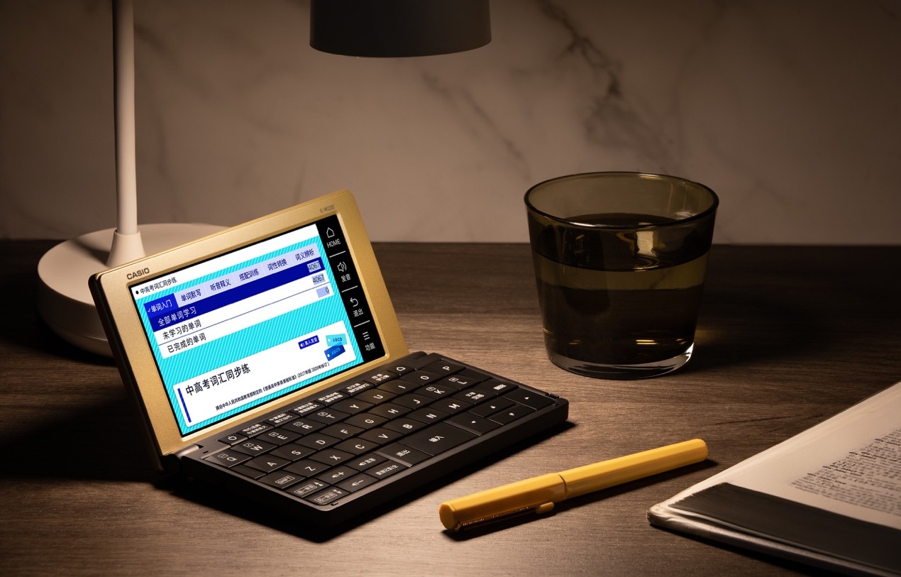 卡西欧英语词典测评,卡西欧中英文电子词典推荐