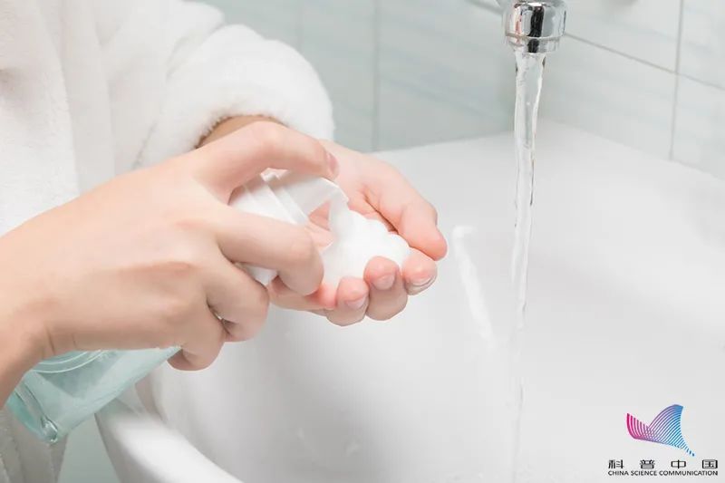 一直烂嘴角是什么病的前兆,烂嘴角会是癌症前兆吗