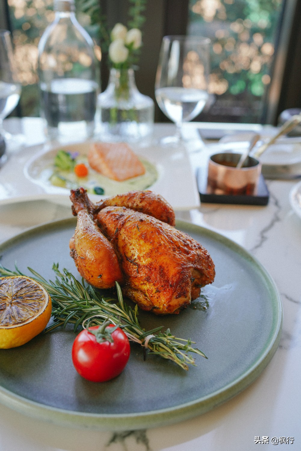 鏂囧崕涓滄柟閰掑簵娉曢,鏂囧崕涓滄柟閰掑簵鏃ュ紡椁愬巺