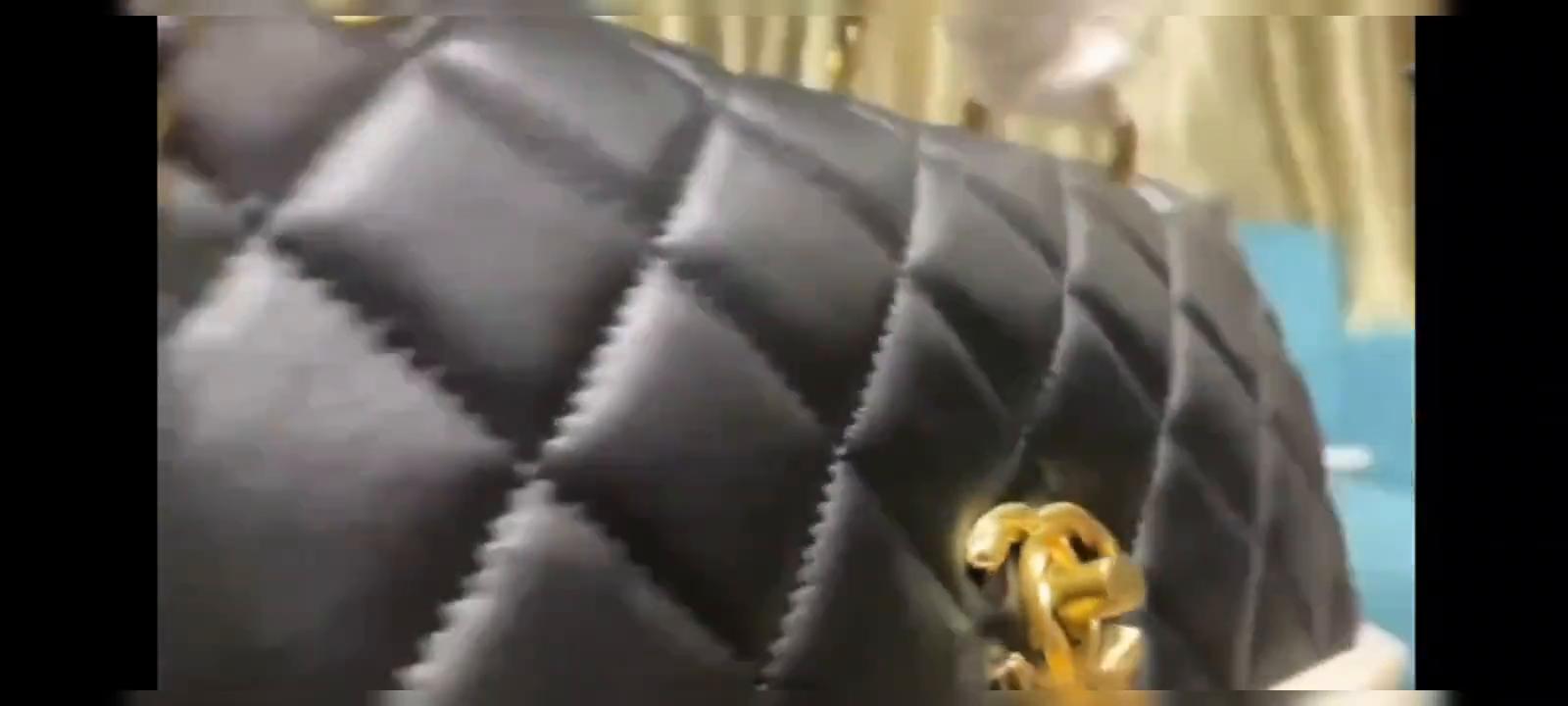 香奈儿中古撞色口盖包,香奈儿光面牛皮青蛙包新款上身