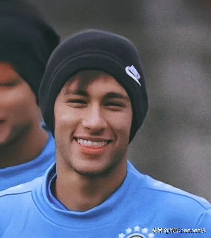 世界杯十大帅哥卡卡,盘点内马尔受过的伤