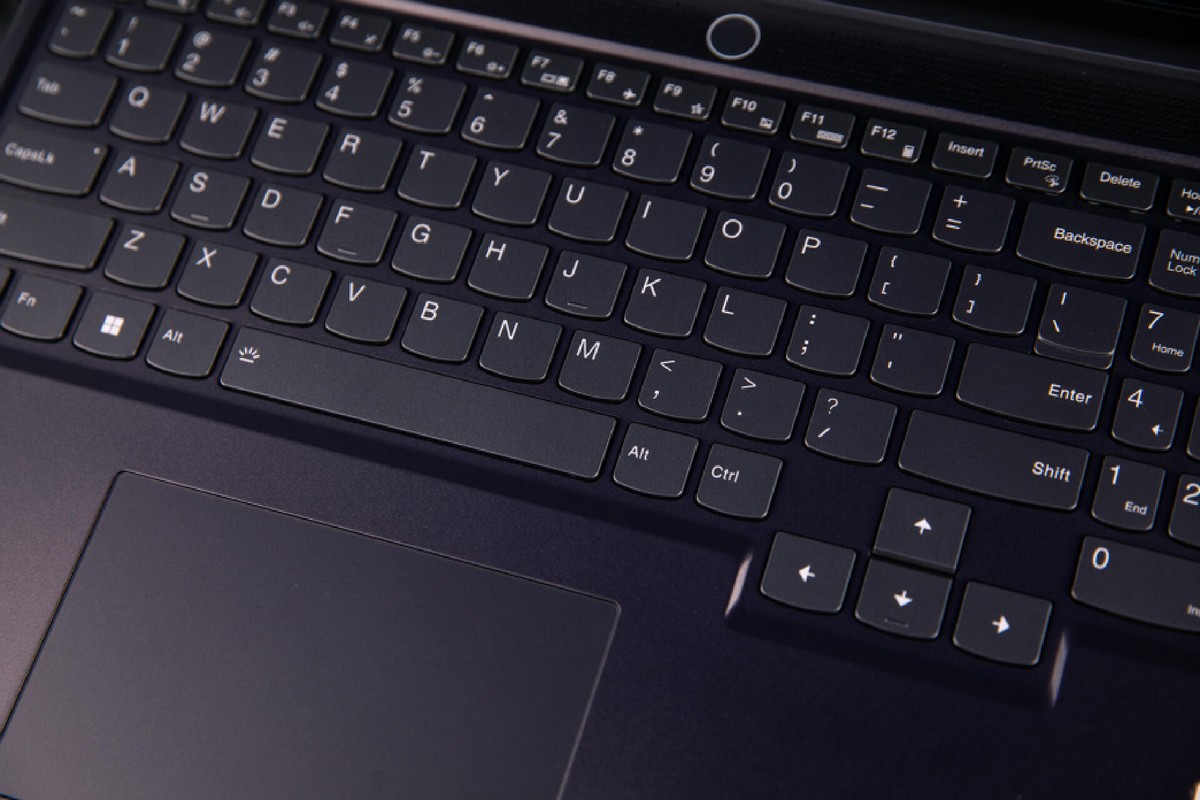 2022款的联想拯救者r9000值得买吗,联想拯救者r9000p高刷屏值得买吗