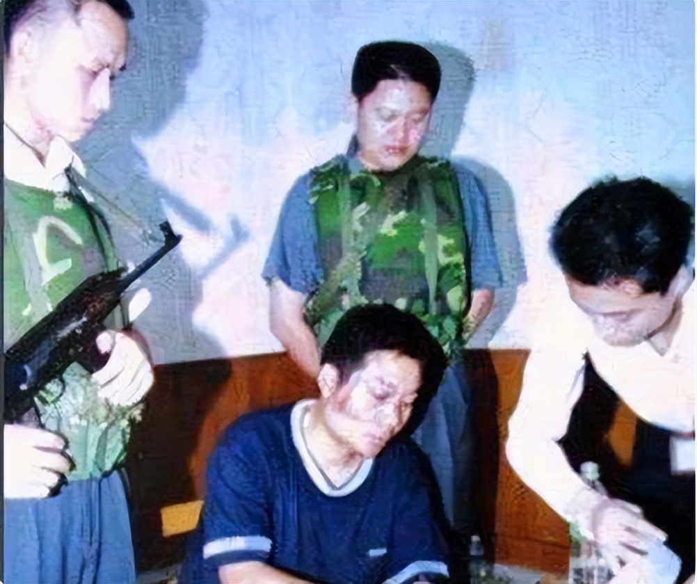 中国第一悍匪张君案纪实,中国十大悍匪张君纪实