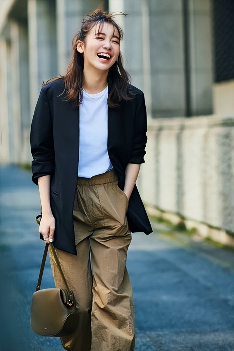 秋季穿搭高级感西装,入秋西装是最好穿的单品