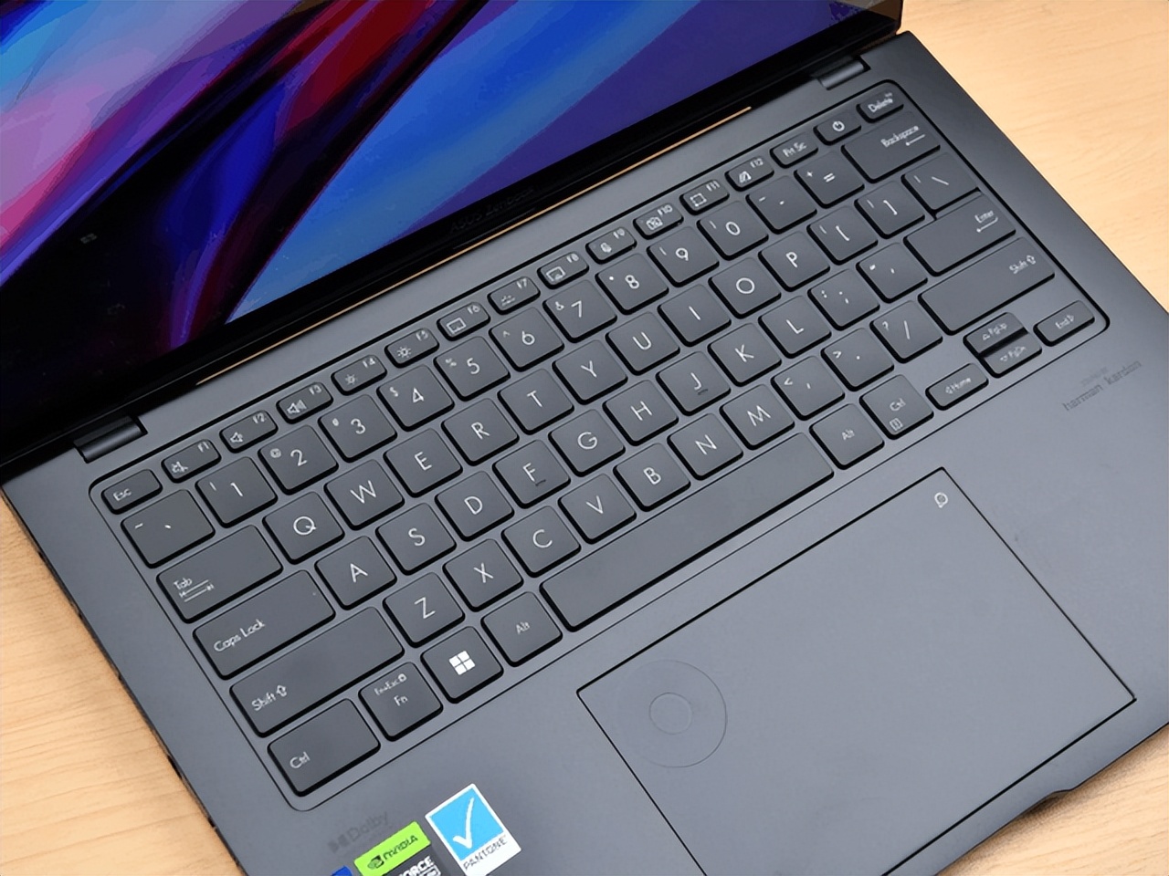 华硕灵耀pro14深度测评,华硕灵耀pro14和无畏pro14的差别