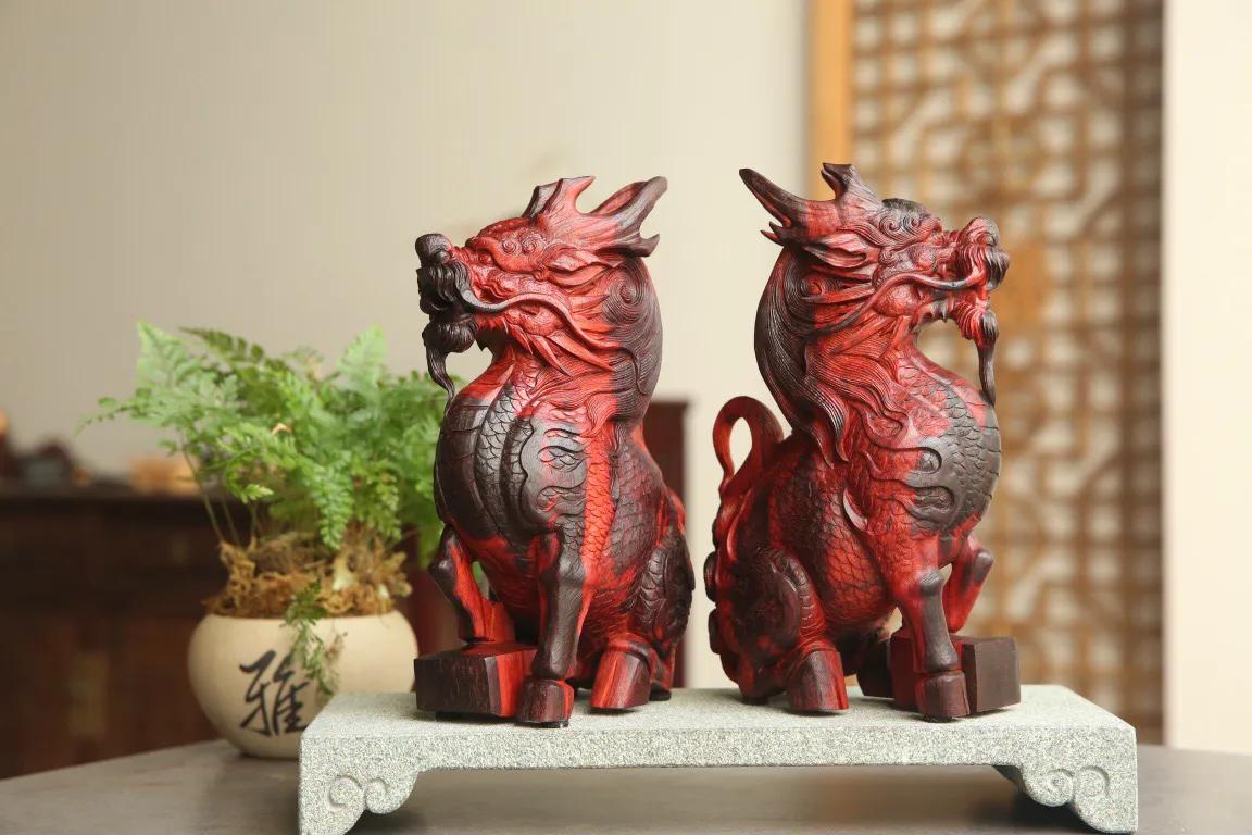 印度小叶紫檀麒麟木雕,印度小叶紫檀麒麟摆件