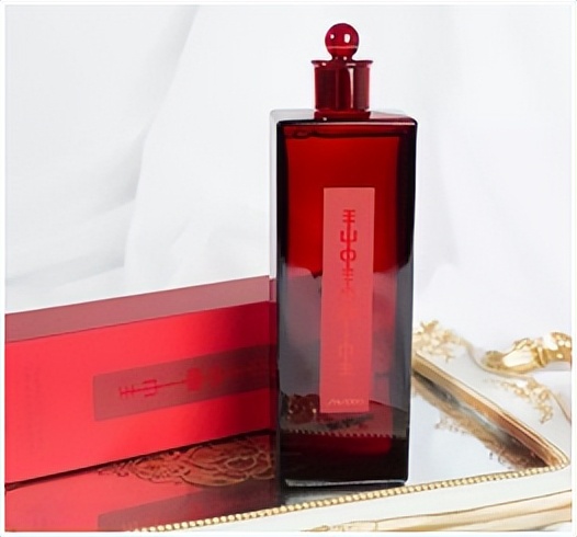 三百一套的护肤品母亲节推荐,母亲节送妈妈什么护肤品套装好