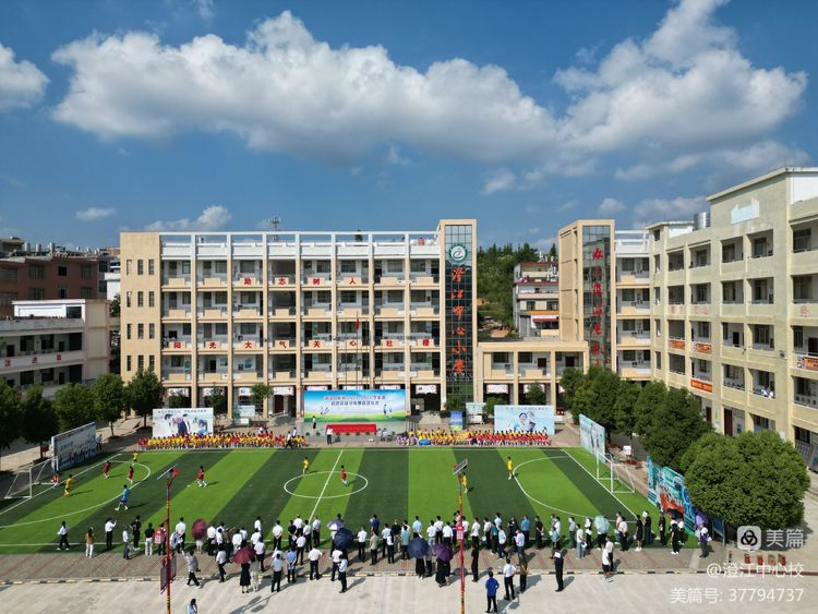 寻乌足球训练基地,寻乌篮球联赛集训视频