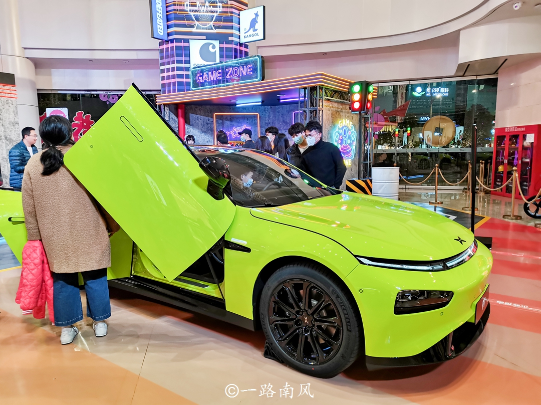 广州天河区人气商场，所在的位置原来是偏远郊区，现在却游人如织