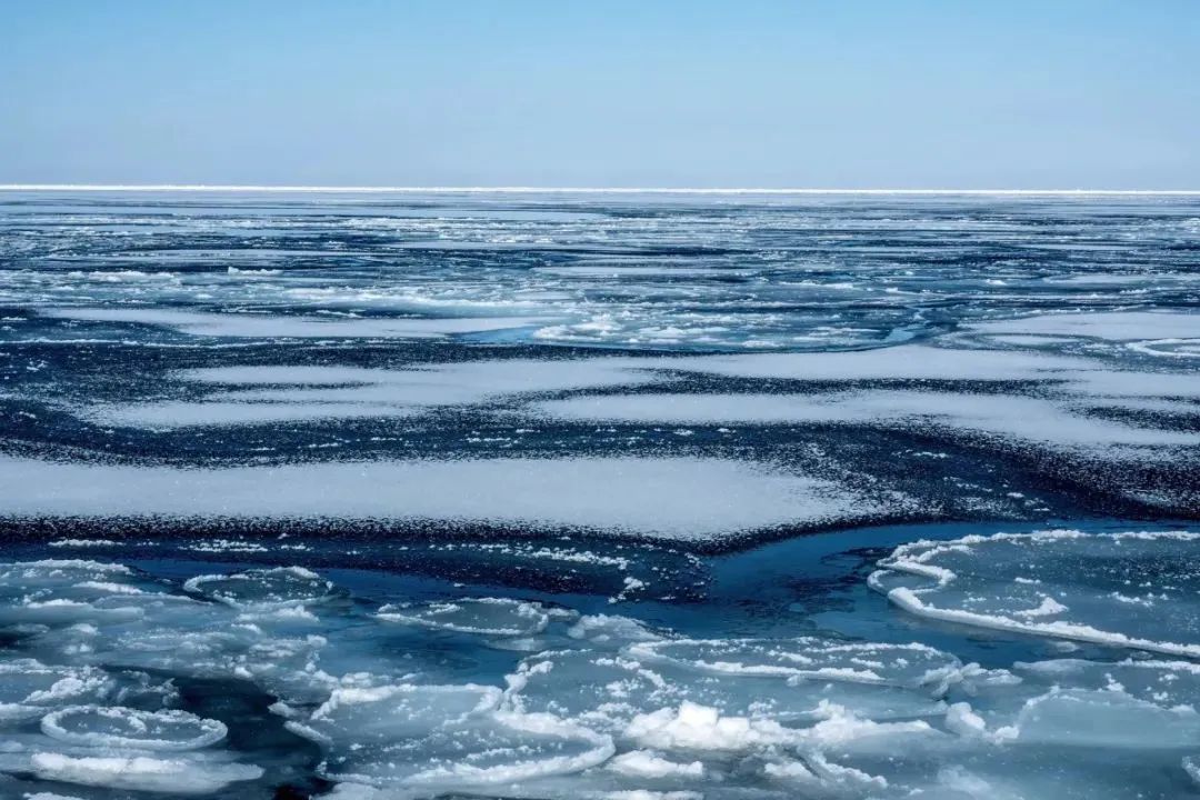 日本的冬天太漫长了,日本的冬天富士山