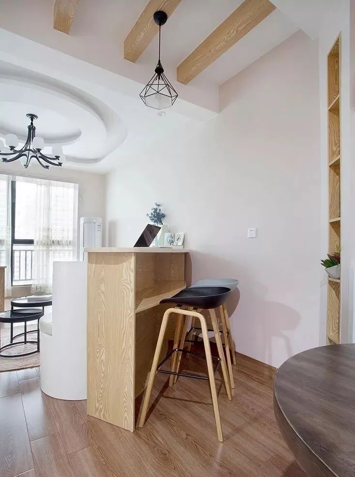 客厅沙发放不下怎么改,客厅沙发再也不要这样装