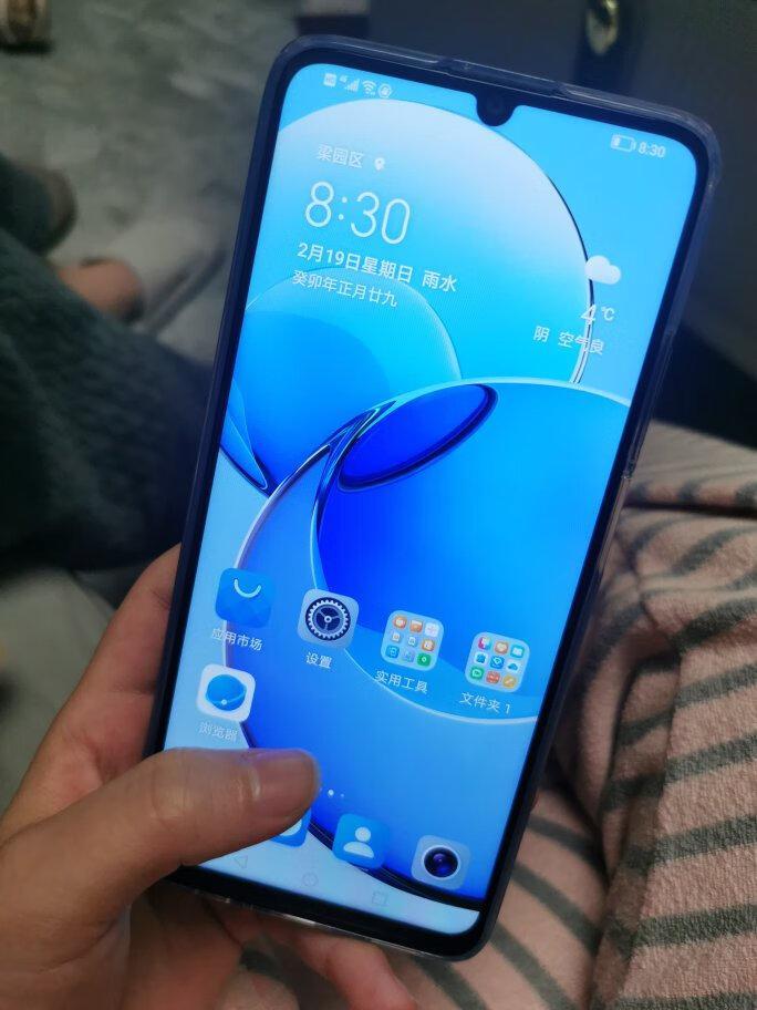 华为手机1000左右哪一款最好,华为手机1000元左右的哪款最好