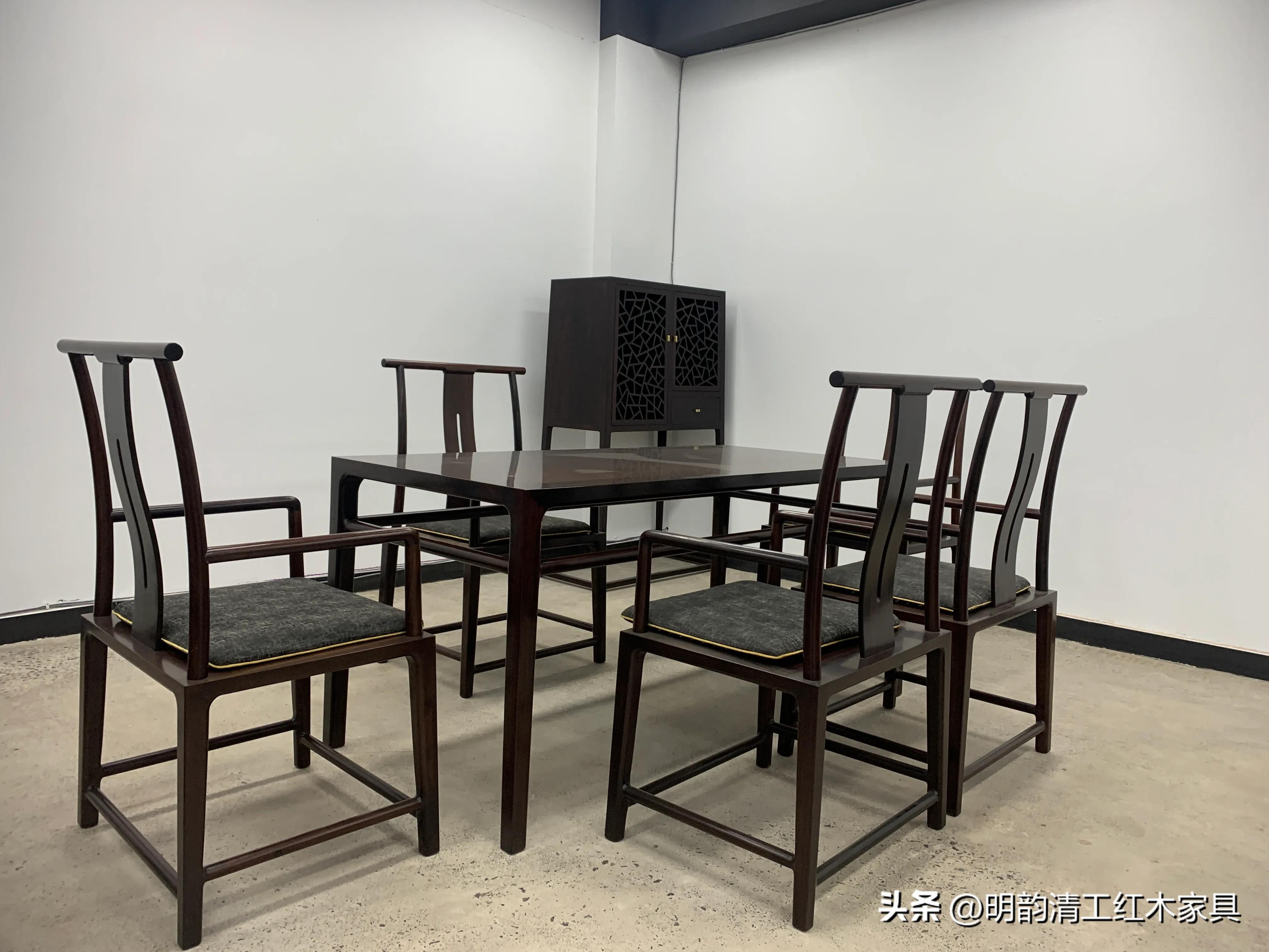 红木家具开裂比较大怎么修复,红木家具开裂怎么处理