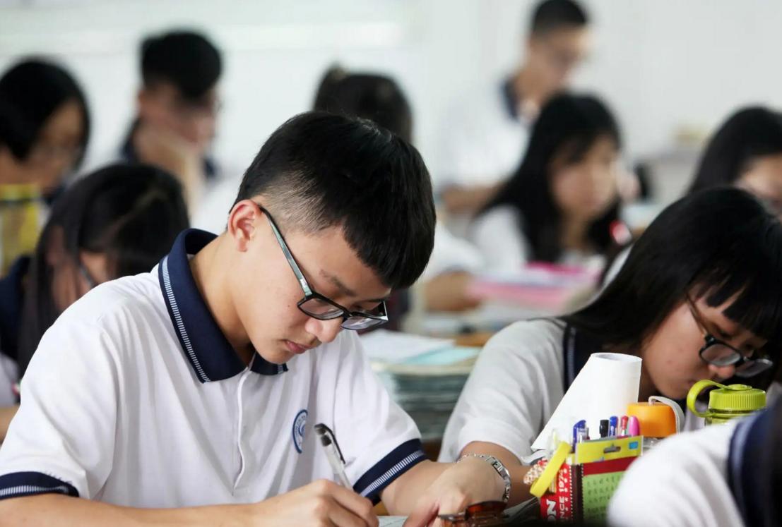 最适合女生报考的十大专业排名,最适合女生报考的十大热门专业