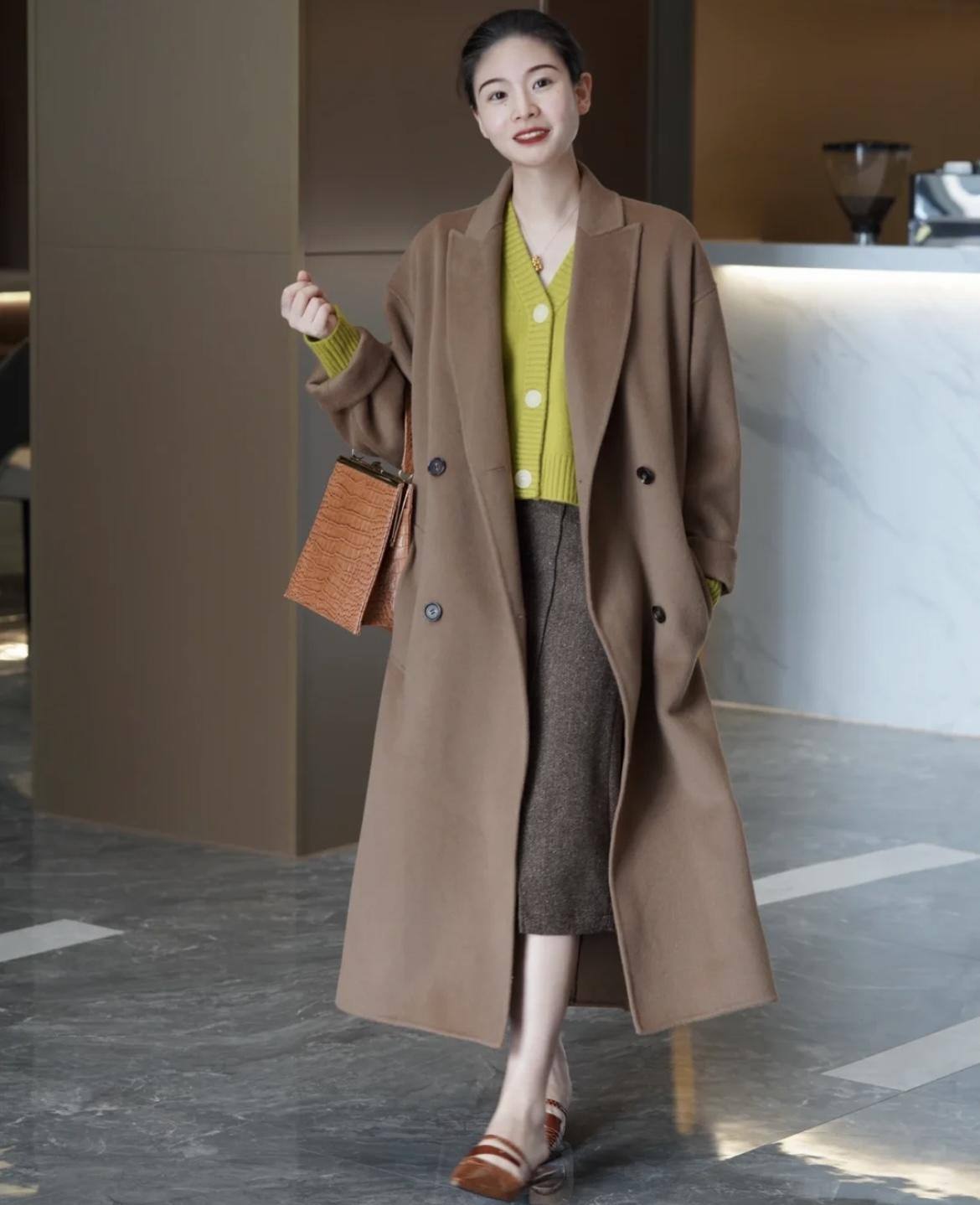 气质时髦女神就靠冬日温暖针织衫,有品位女人衣服