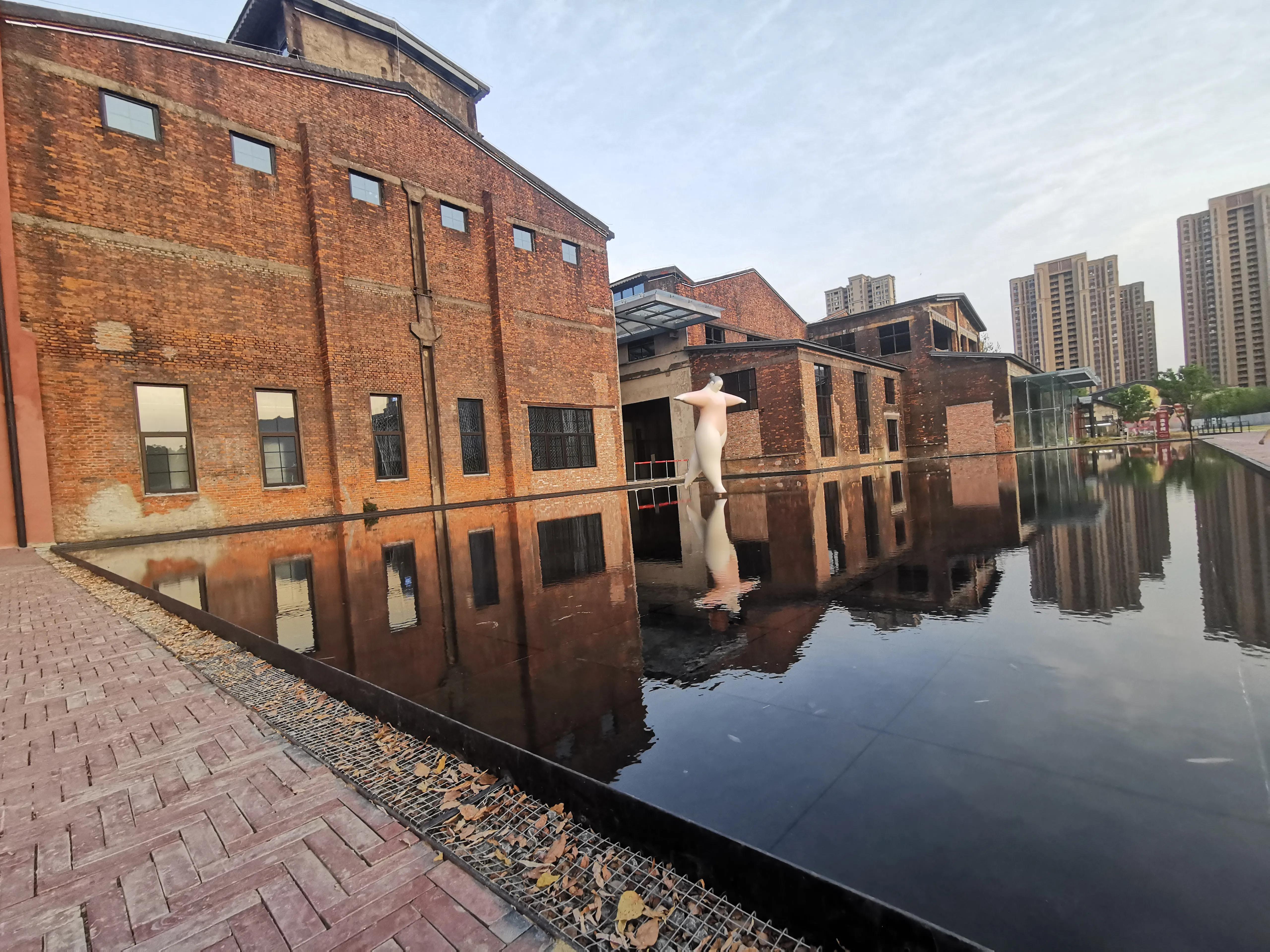 监狱成景点,监狱打卡点沙漠