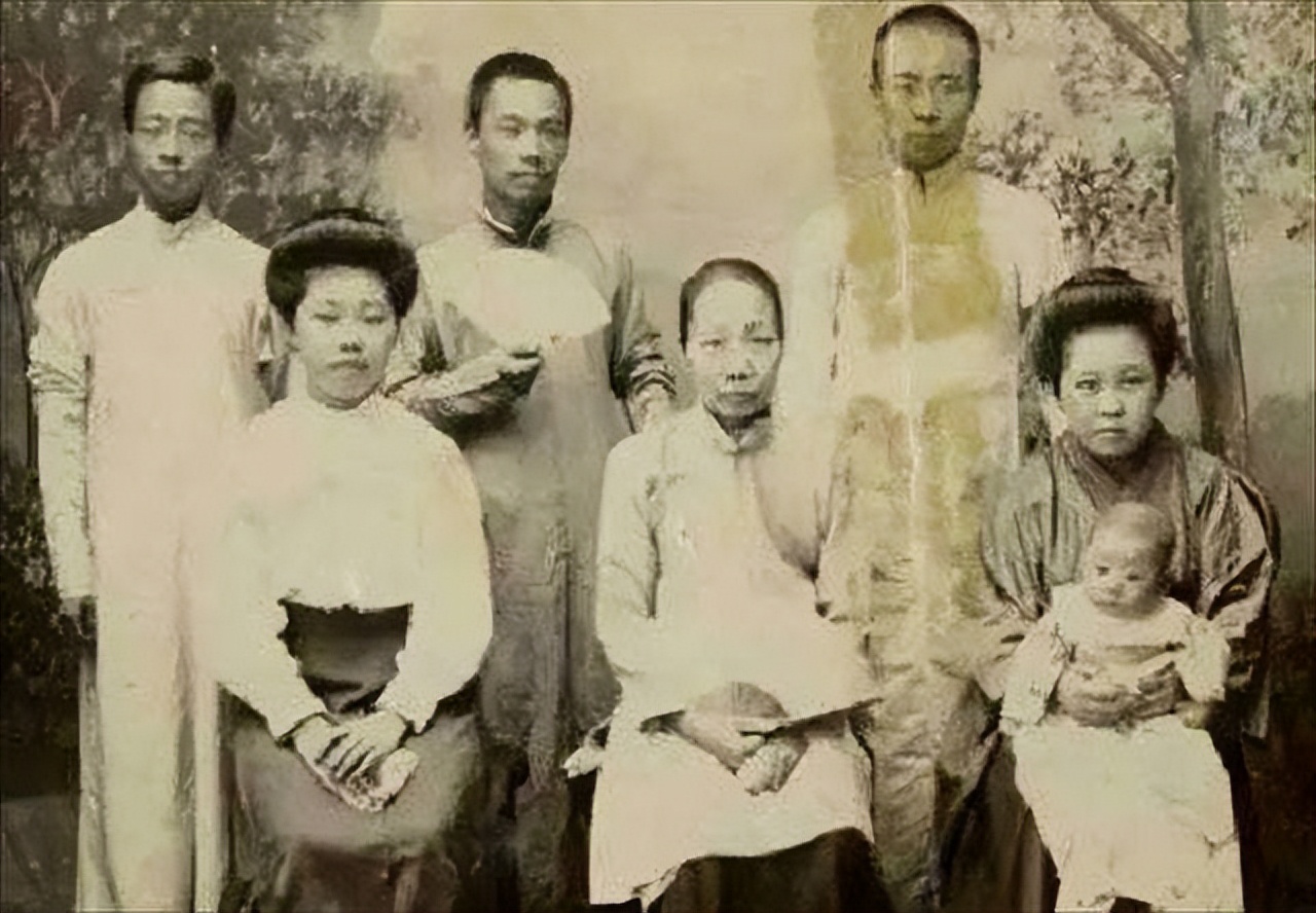 弃医从文鲁迅先生给我们的启示,弃医从文体现了鲁迅什么精神