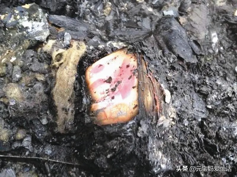 逝者穿自己的衣服可以火化吗,火化时可以穿衣服吗