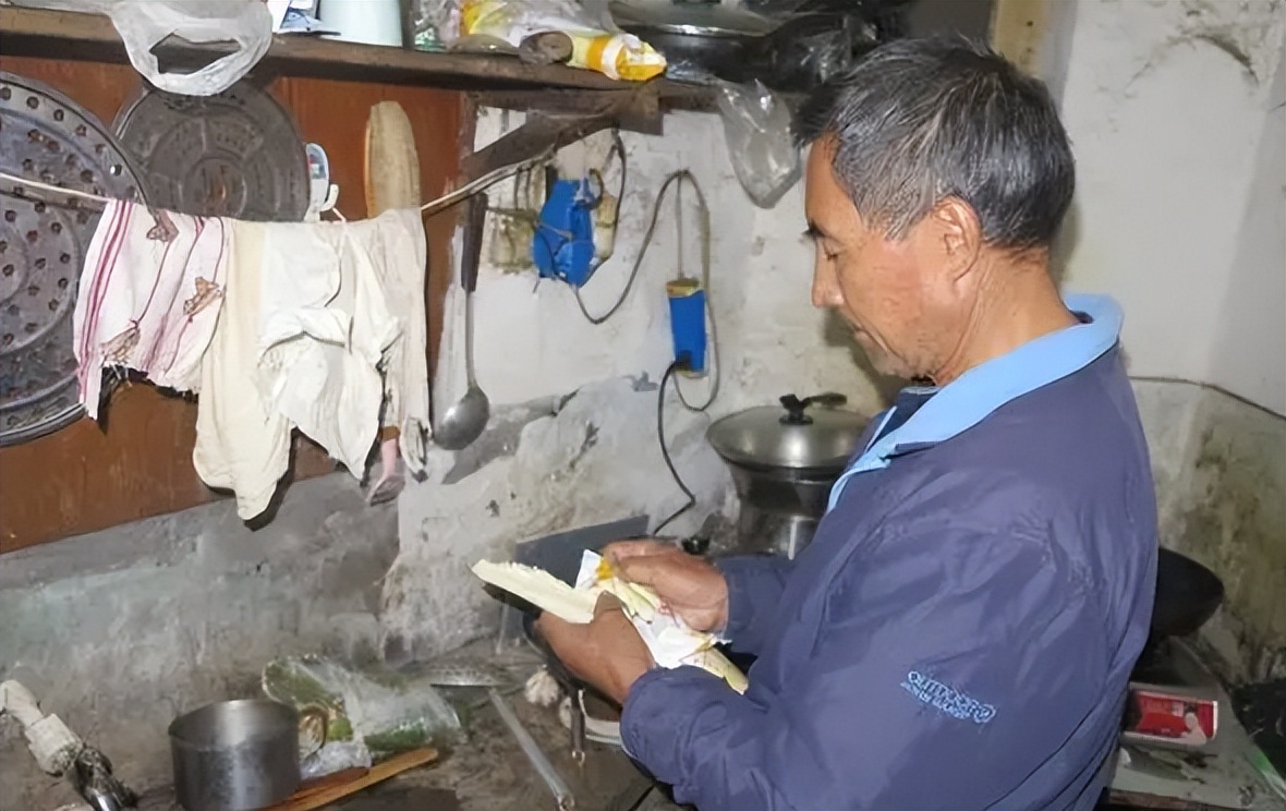 轮椅上的总裁身价3亿娶漂亮老婆,身价过亿总裁坐轮椅