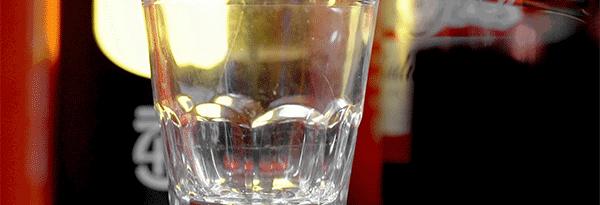 livehouse鐜板満鍚瓕姘涘洿,livehouse闊充箰鐜板満鎵撴灦