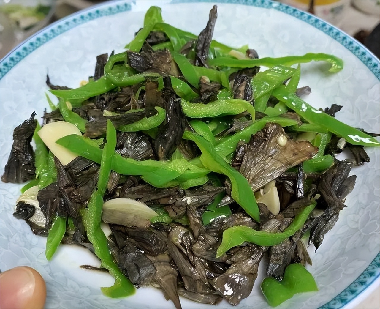 云南各地好吃的美食推荐,云南最好吃的十大美食