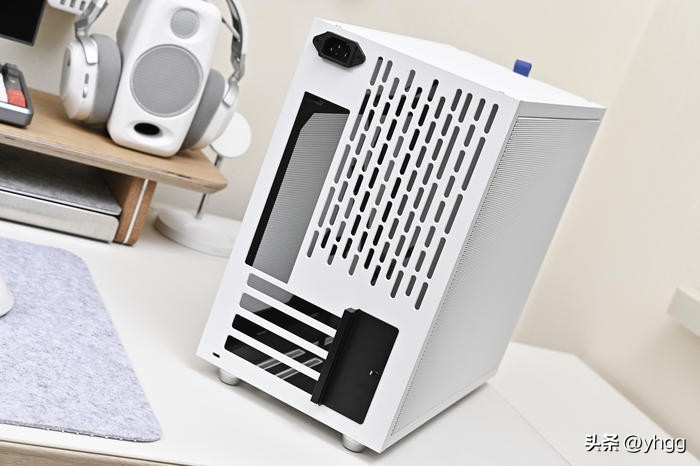 拆解华擎b760m,华擎b760m配合显卡